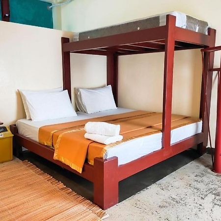 Lexias Hostel And Workspace - Siargao Catangnan Esterno foto
