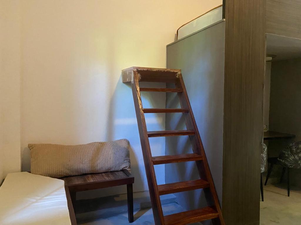 Lexias Hostel And Workspace - Siargao Catangnan Esterno foto